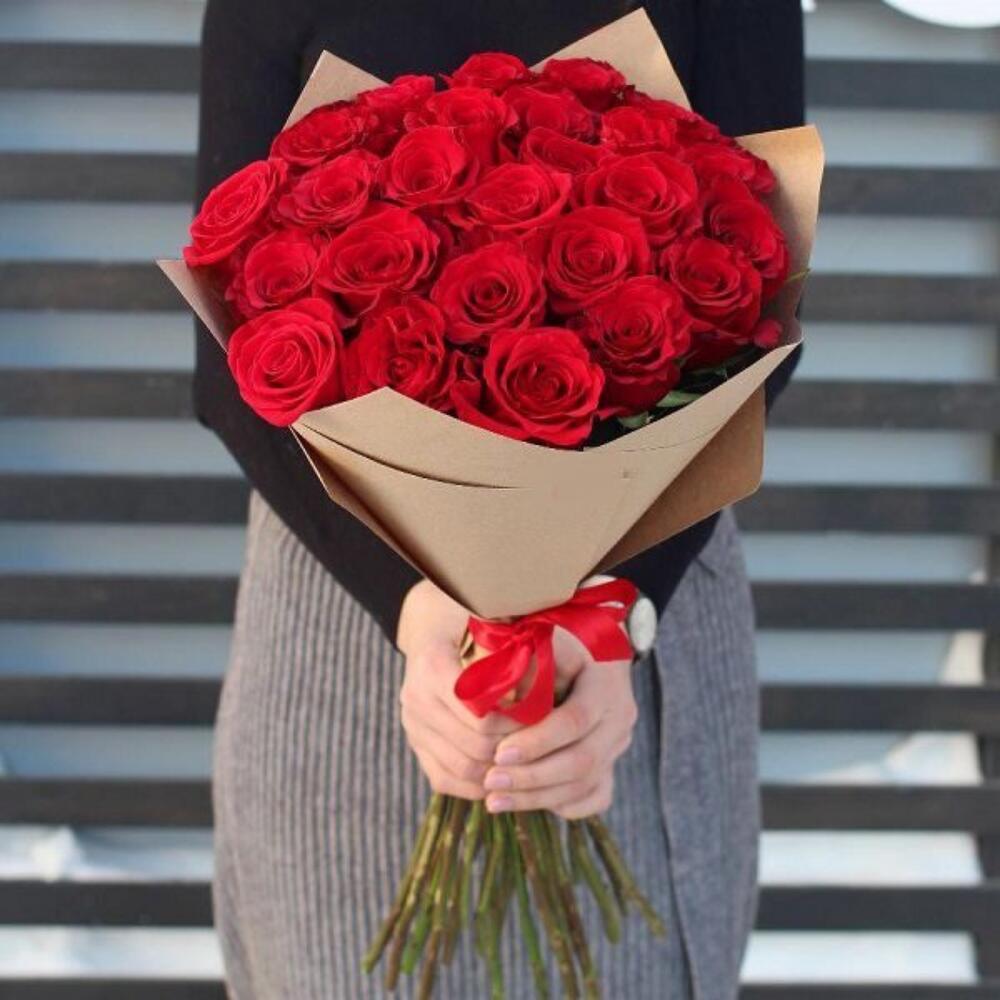 Букет из красных роз